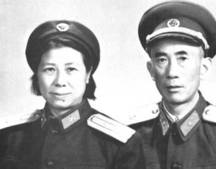 八一勋章与上将等级对比，哪个荣誉更高？，八一勋章与上将等级对比，哪个荣誉更显尊崇？