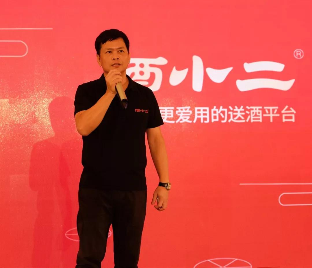 黎永新，一位引领时代的先锋人物，黎永新，时代先锋，引领风潮的人物