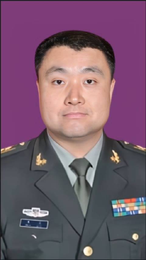 军事评论员龙凯锋的籍贯探究，军事评论员龙凯锋籍贯探究，揭秘背后的故事