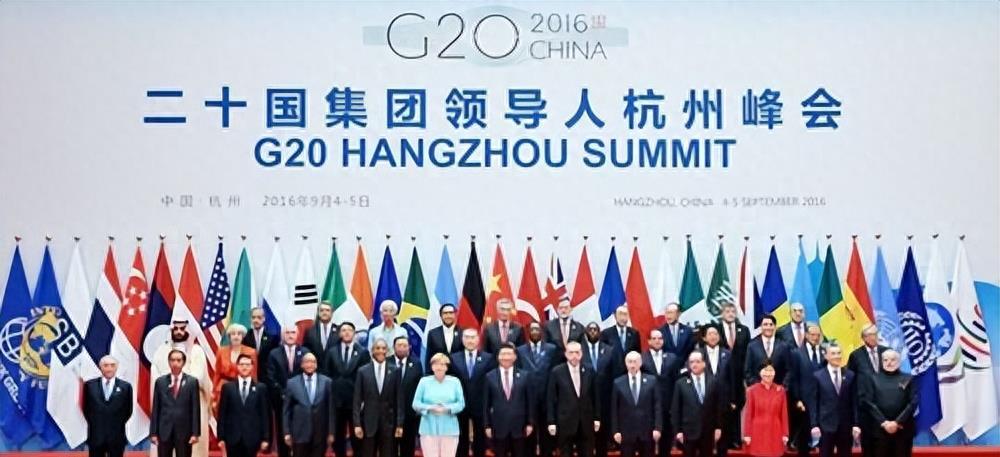 中国对俄罗斯的警惕，理解、合作与共同发展的视角，中俄关系，警惕、理解、合作与共同发展的多维视角
