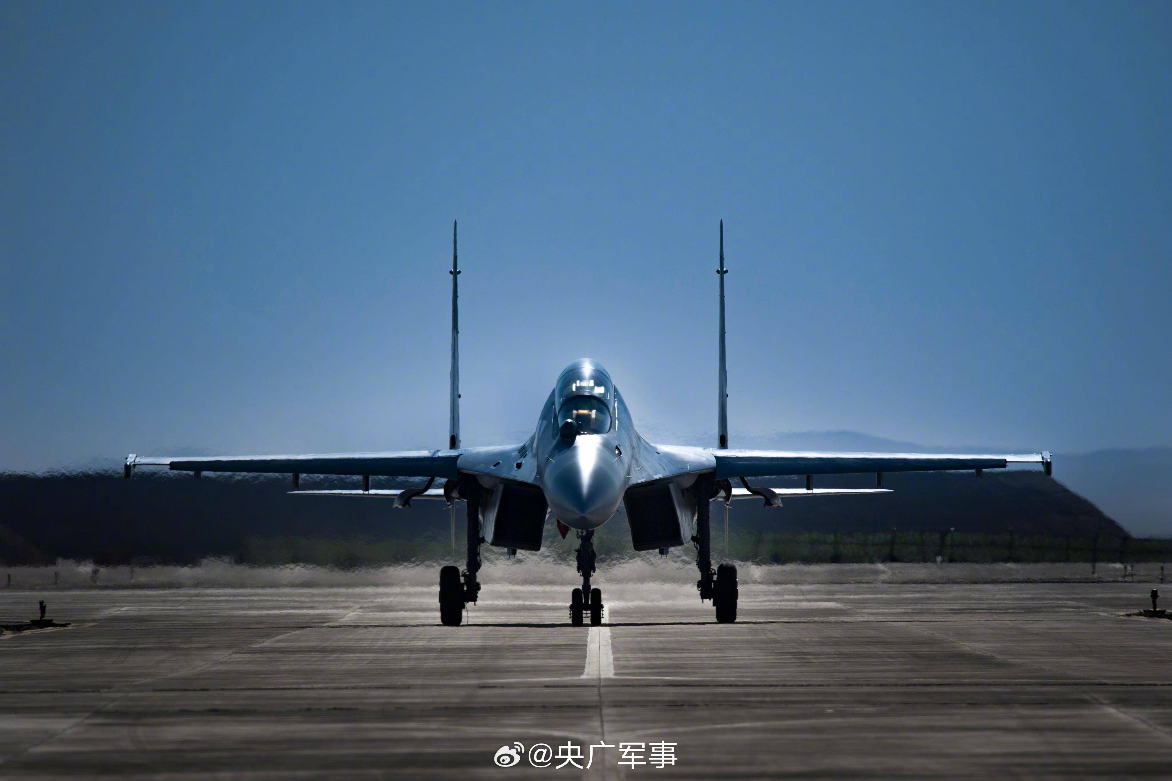 歼-16飞行环境分析，适应现代战争需求的卓越飞行条件，歼-16飞行环境分析与现代战争需求的卓越适应力