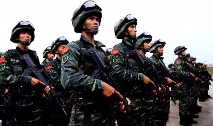 中国人民武装警察部队特种警察学院培养出的学员，是兵还是军官？，中国人民武装警察部队特种警察学院学员身份解析，兵还是军官？