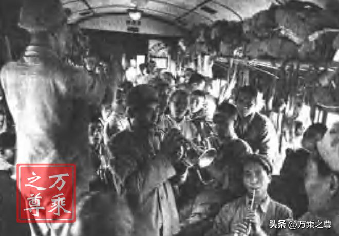 红色摇滚与中国人民志愿军战歌，不朽的旋律，永恒的记忆，红色摇滚与志愿军战歌，不朽旋律，永恒记忆