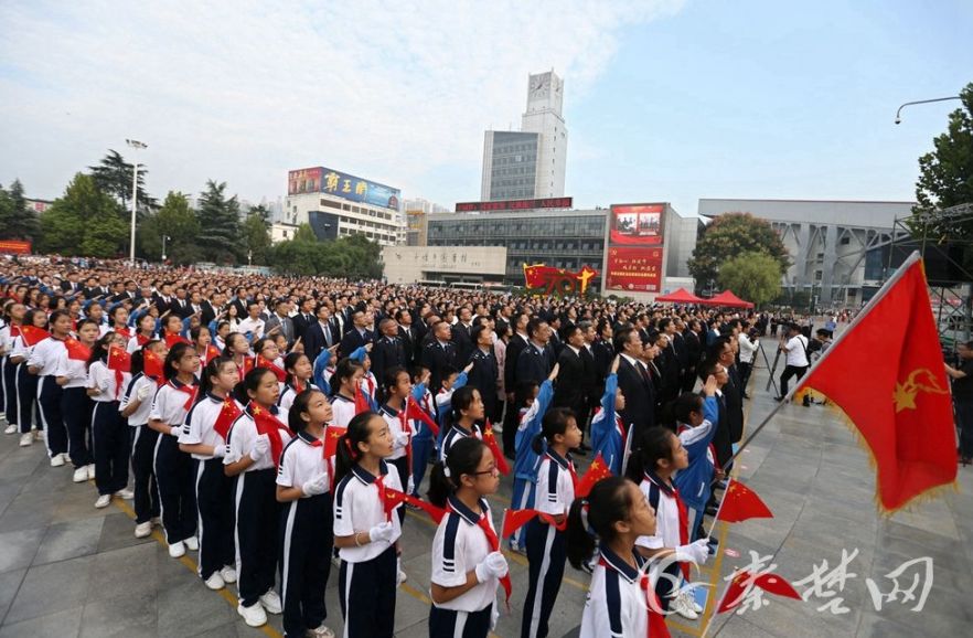 回顾历史，铭记荣耀——2009国庆阅兵升国旗盛况，回顾历史，铭记荣耀，国庆阅兵升国旗盛况回顾