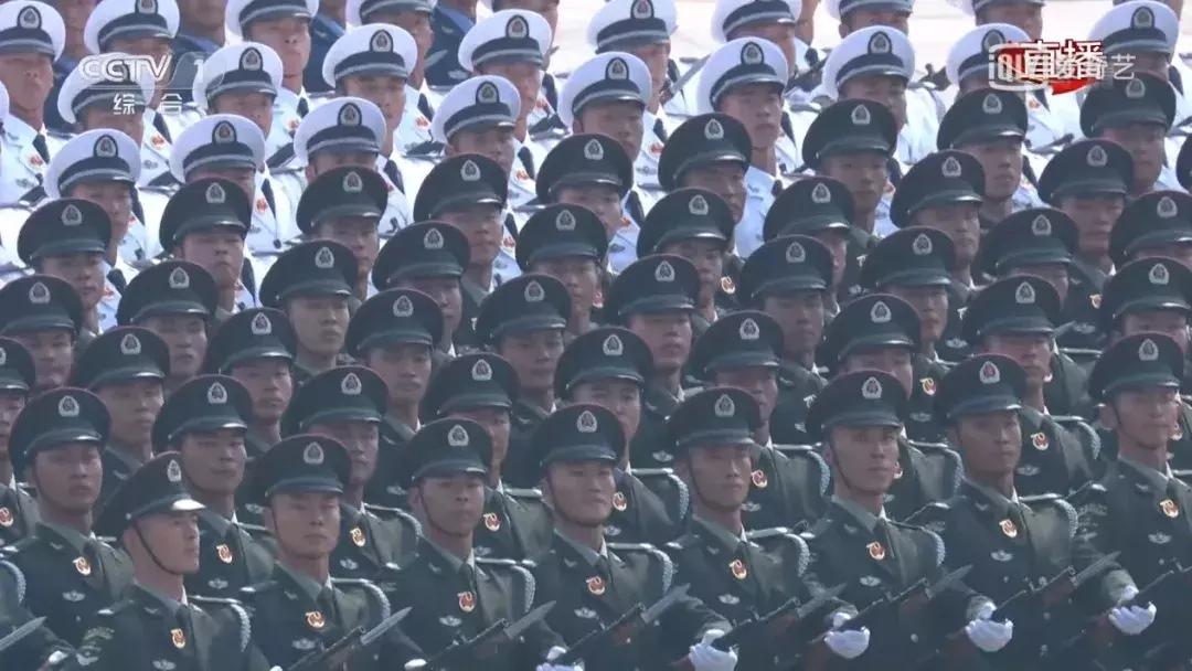 北京化工大学阅兵方阵，荣耀与传承的展现，北京化工大学阅兵方阵，荣耀传承的展现