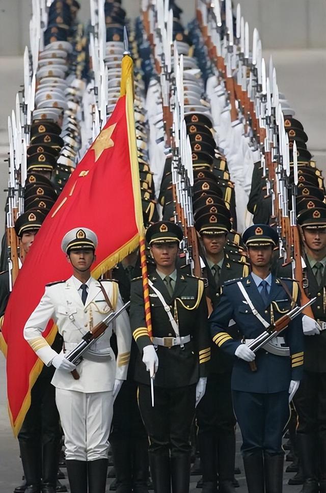 揭秘1999年三军仪仗队，荣耀与辉煌，揭秘三军仪仗队荣耀与辉煌，回顾辉煌的1999年时刻