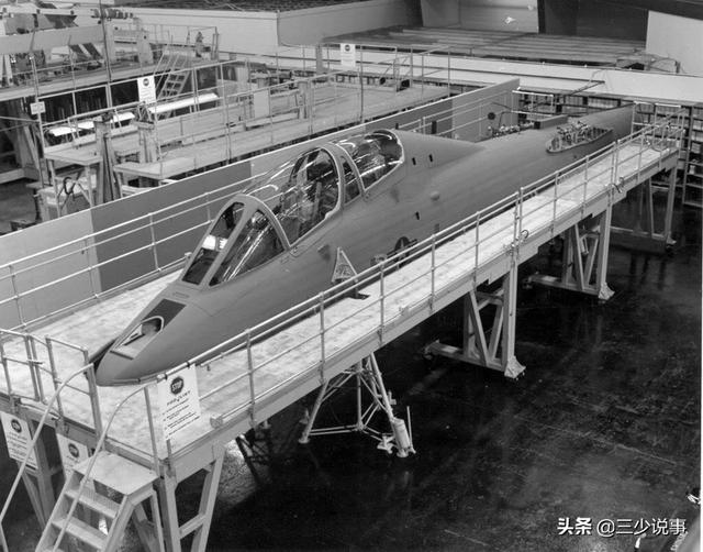 关于A-10攻击机弹鼓的探讨，A-10攻击机弹鼓深度解析