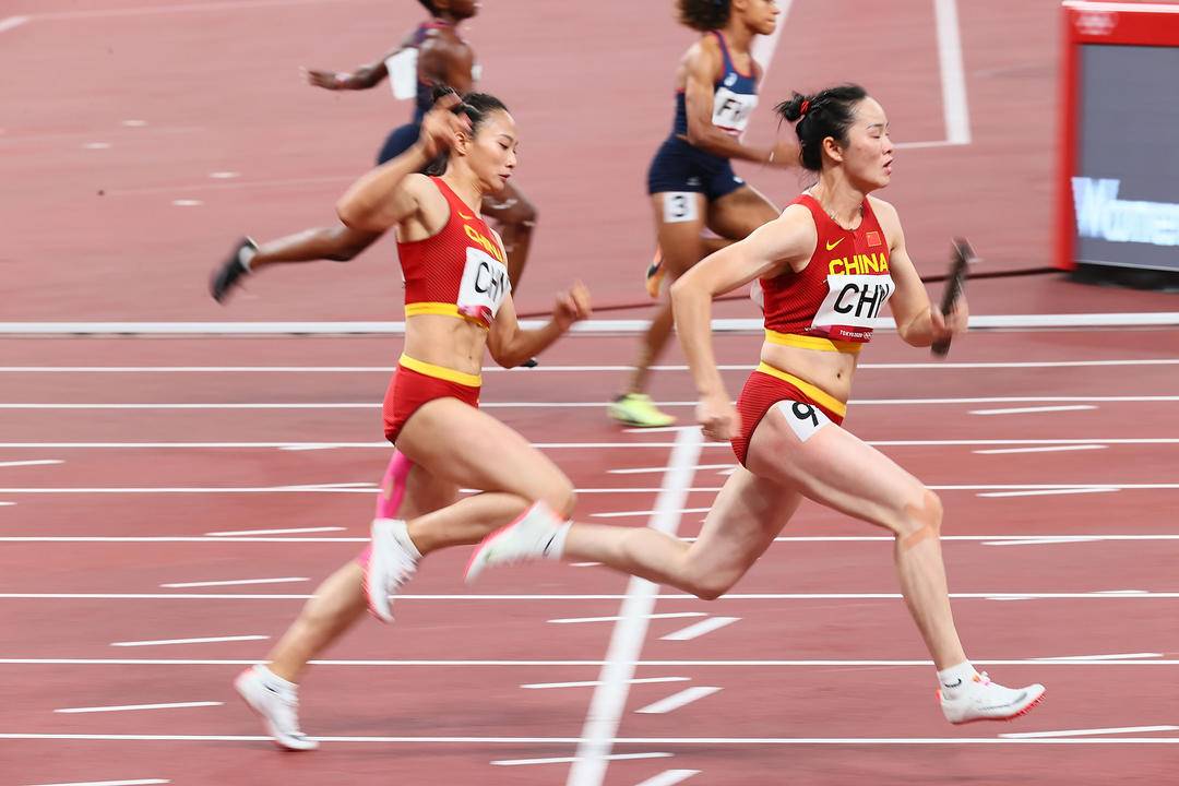中国最新消息女子百米接力，速度与激情的闪耀时刻，中国女子百米接力闪耀时刻，速度与激情的较量