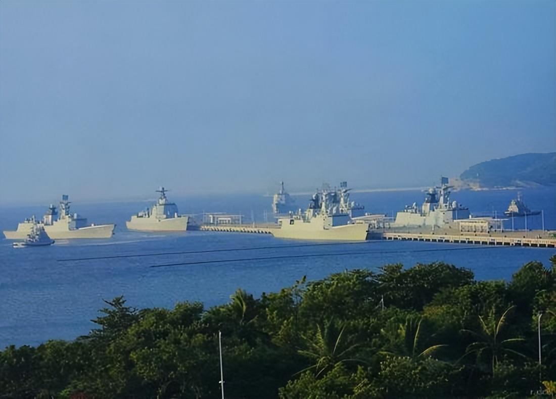 中国东海舰队现代级驱逐舰，海上力量的璀璨明珠，中国东海舰队现代级驱逐舰，海上力量的耀眼明珠