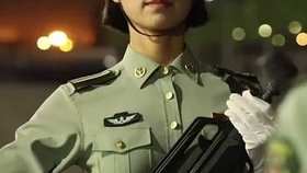 中国女兵的荣誉与梦想——新时代巾帼英雄的崛起，新时代巾帼英雄，中国女兵的荣誉与梦想崛起之路