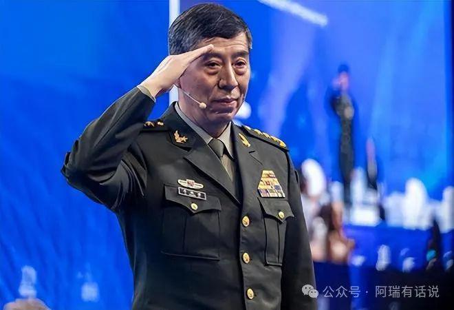 国防部部长被免职原因深度解析，国防部部长被免职原因深度探究