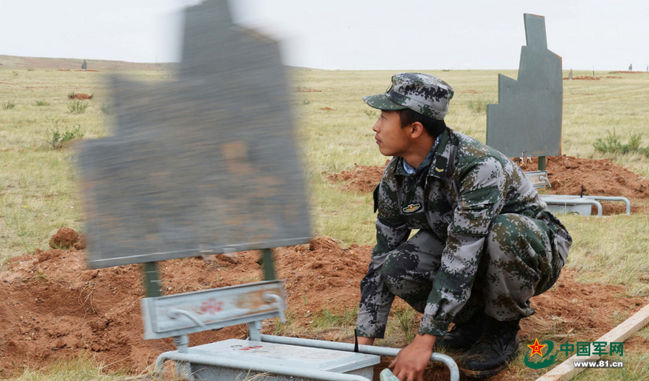 朱日和训练基地级正师级，中国军事训练的重要枢纽，中国军事训练的重要枢纽——朱日和训练基地揭秘