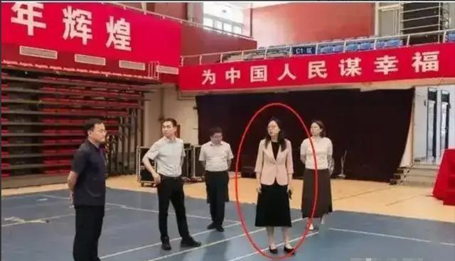 凤凰网新闻首页面，设计、功能及其SEO优化策略，凤凰网新闻首页设计、功能及SEO优化策略探讨
