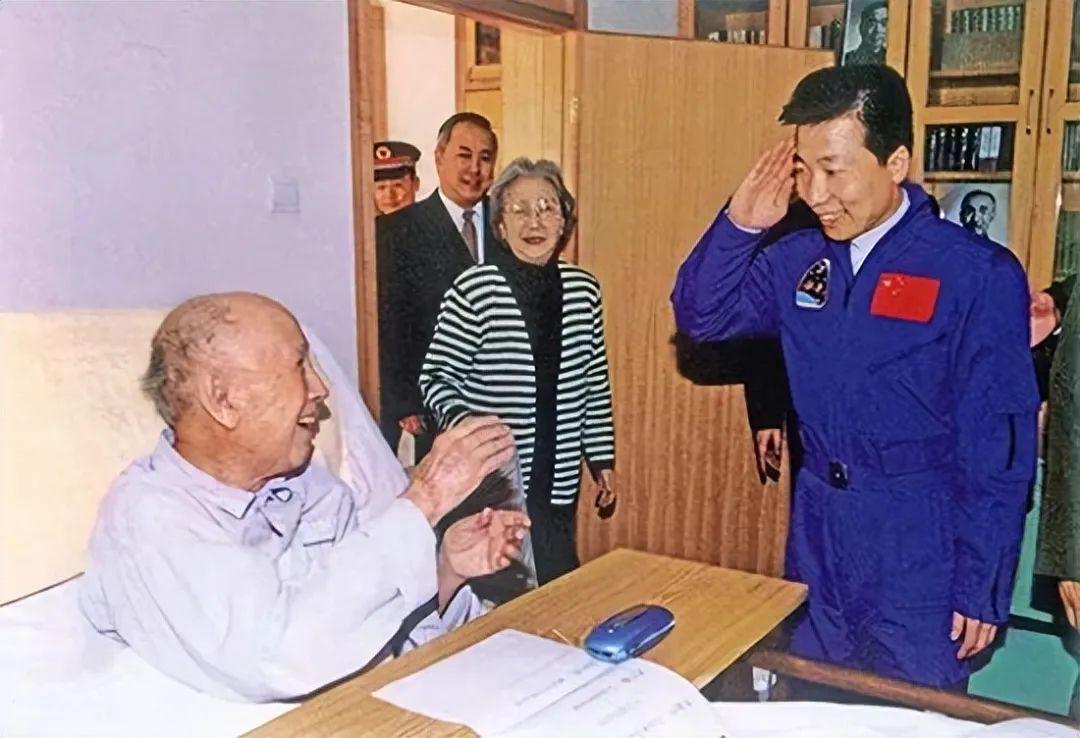 揭秘两弹一星导弹之父，中国航天事业的杰出代表，揭秘两弹一星导弹之父，中国航天事业的卓越领袖