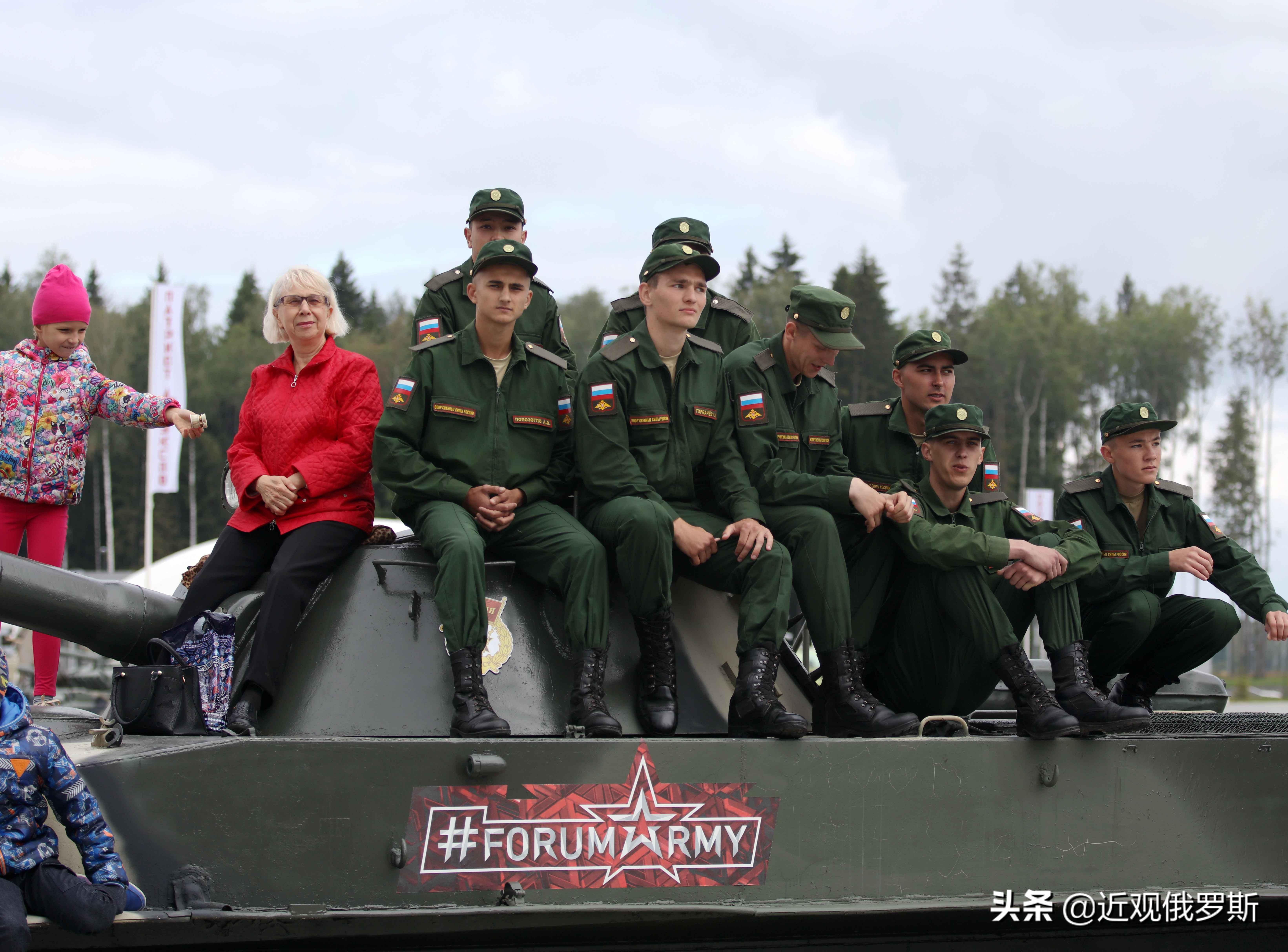 精选军事图集，揭示全球军事力量与装备风采，全球军事力量与装备精选图集展示风采