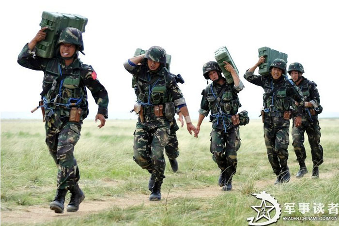 揭秘，38集团军是谁的？深度解读背后的故事，揭秘，38集团军背后的故事与所属关系深度解读