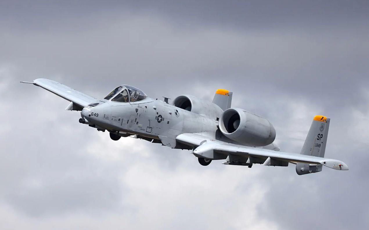 A-10攻击机，雷霆之影，战机相片展示，A-10攻击机战机相片展示，雷霆之影的震撼亮相