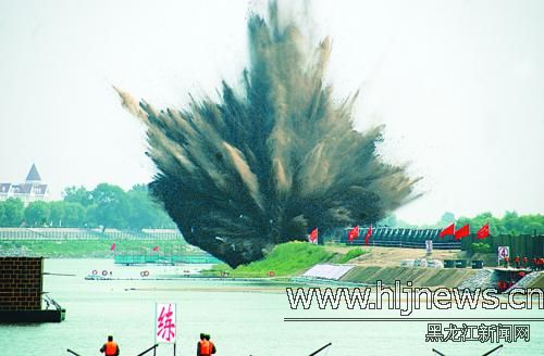 赵开增，一位引领时代的杰出人物，赵开增，时代引领者的杰出风采