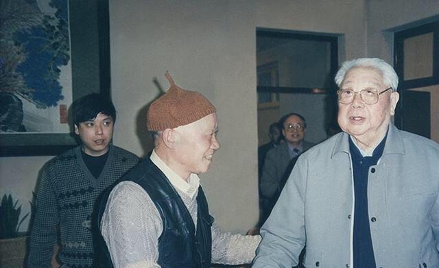 从1949年至2019年阅兵仪式，感悟国家力量与民族精神，从阅兵仪式看国家力量与民族精神的七十年传承