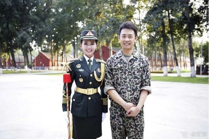中国人民解放军仪仗队女兵高远，荣耀与担当的象征，中国人民解放军仪仗队女兵高远，荣耀与担当的典范