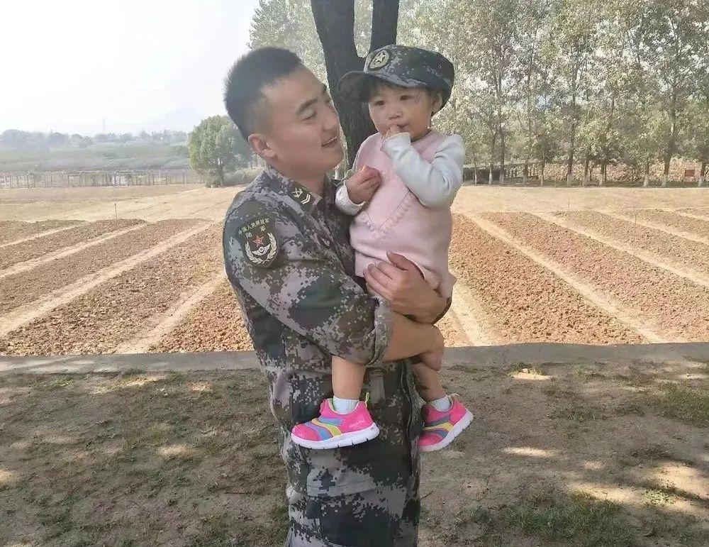 三军仪仗队张自轩，卓越军事生涯的辉煌篇章，三军仪仗队张自轩，卓越军事生涯的辉煌篇章纪实