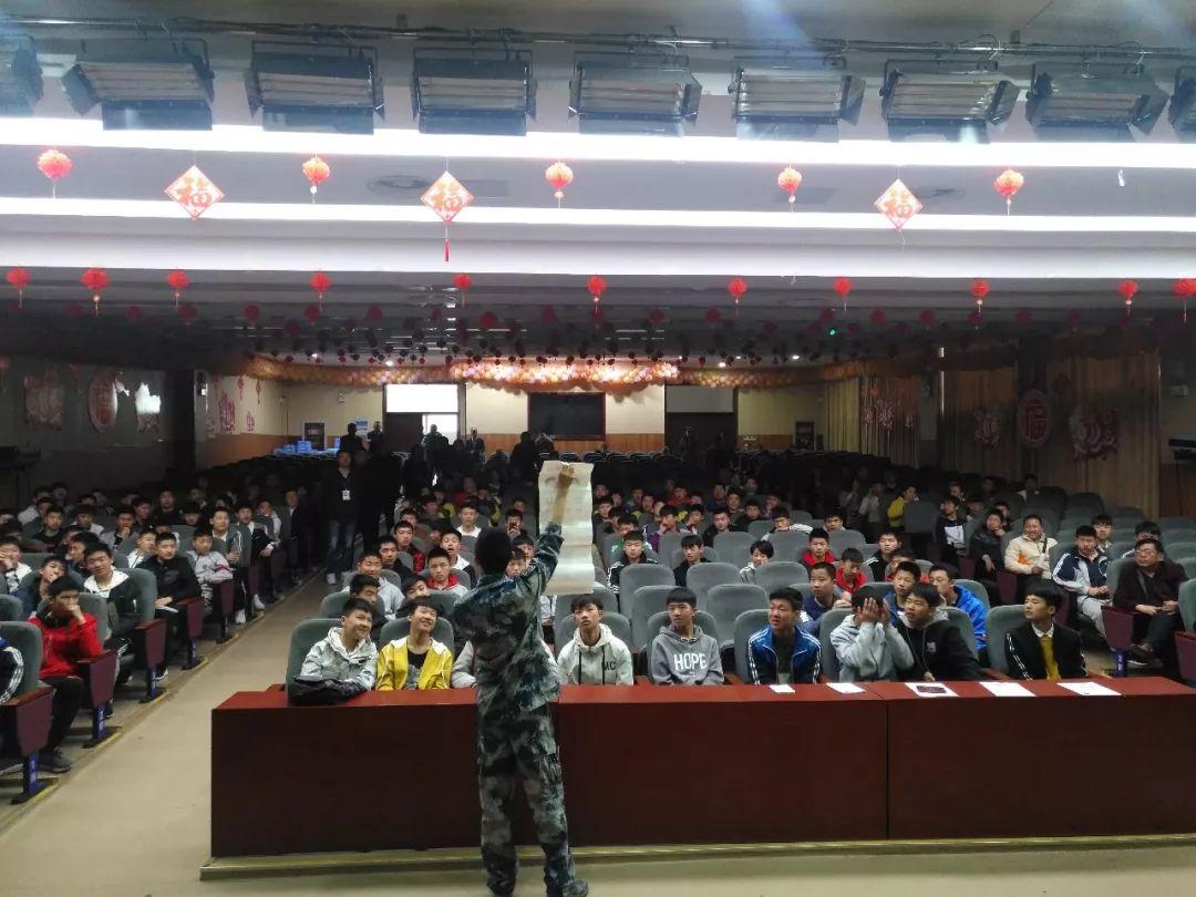 中国空军招飞网下载，探索空军招飞的途径与机遇，中国空军招飞网下载，探索空军招飞途径与机遇的大门开启