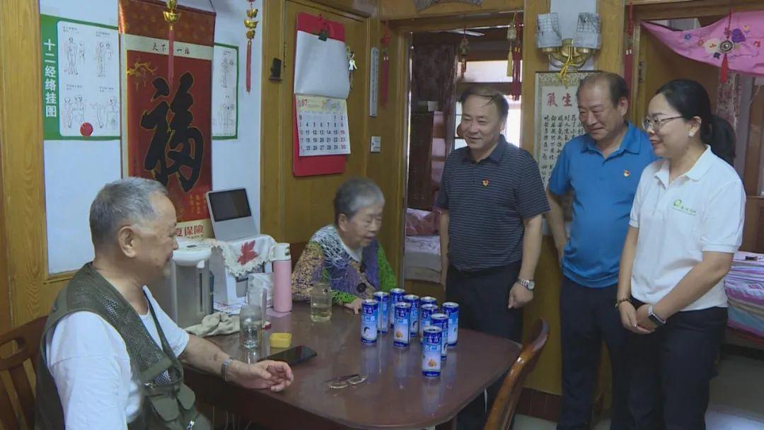 中国人民解放军军旗八一代表，荣耀与象征，中国人民解放军军旗，八一荣耀与象征