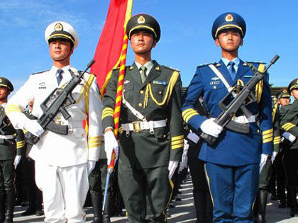 走进阅兵村，揭秘三军仪仗队的荣耀与风采，揭秘阅兵村中的三军仪仗队荣耀与风采