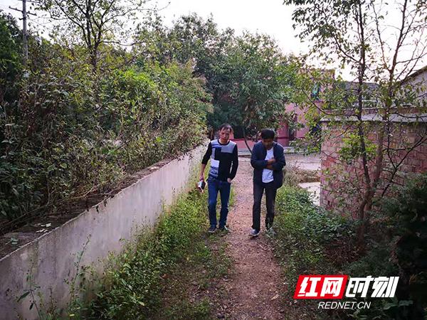 刘绍亮，一位引领时代的杰出人物，刘绍亮，时代引领者的杰出风采