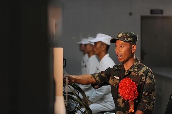 八一勋章取消，背后的原因与影响分析，八一勋章取消，原因探究与影响分析