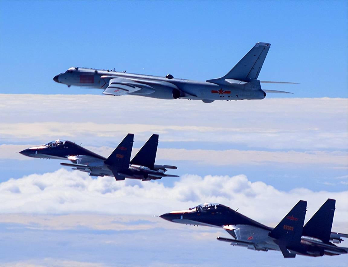中国空军力量2022，发展、成就与前景展望，中国空军力量2022，发展、成就与未来展望