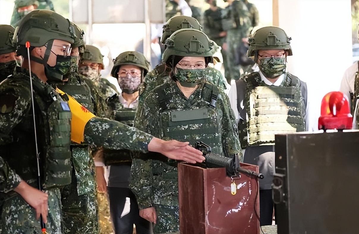 多国在台撤侨行动，背景、原因及影响，全球多国在台湾的撤侨行动，背景、原因与影响分析