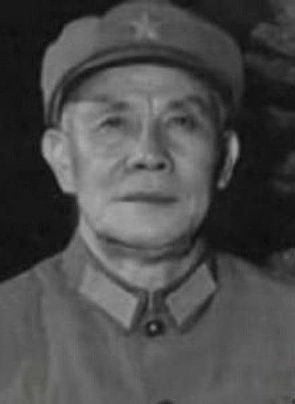 揭秘十四集团军，历任军长的辉煌历程，揭秘十四集团军历任军长的辉煌历程与传奇故事