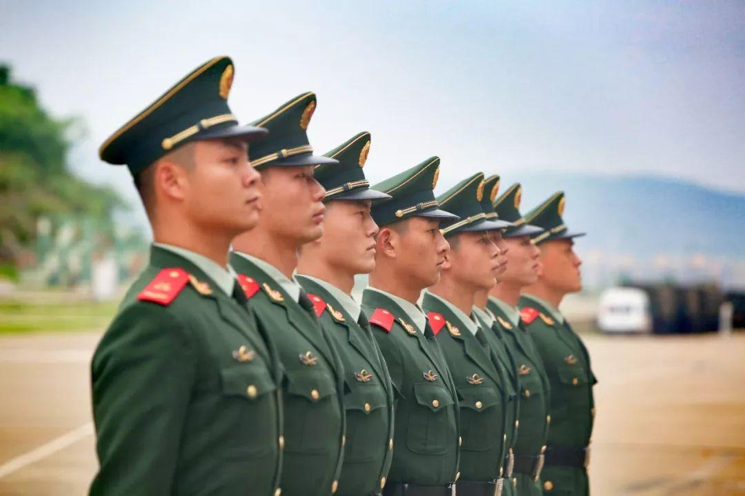 国庆阅兵队列，展现国家力量与荣耀，国庆阅兵队列，展现国家力量与荣耀的壮丽画卷