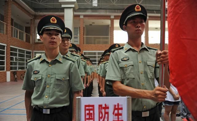 国防生能否成为高官，解析背景、过程与可能性，国防生晋升高官之路，背景、过程与可能性深度解析
