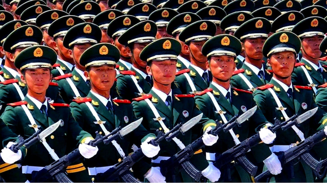 世界各国阅兵比拼，展现国家力量与荣耀，全球阅兵盛况，国家力量与荣耀的展现