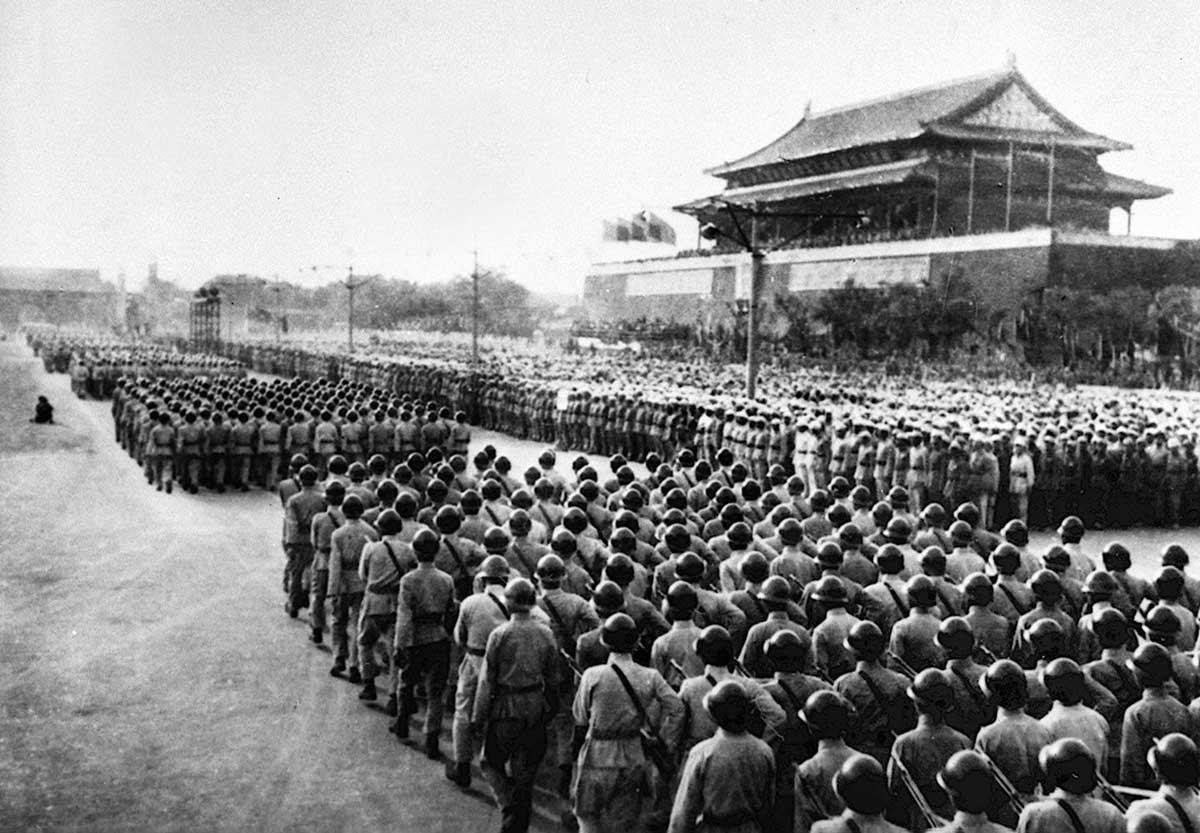 阅兵方阵介绍语，展现国家力量与荣耀的盛大仪式，阅兵方阵，国家力量与荣耀的盛大仪式展现