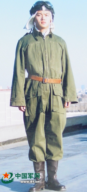 中国空军服装，历史演变与现代风采，中国空军服装的历史演变与现代风采展示