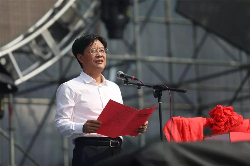 凤凰卫视2019阅兵直播视频回顾与解析，凤凰卫视2019阅兵直播回顾与深度解析