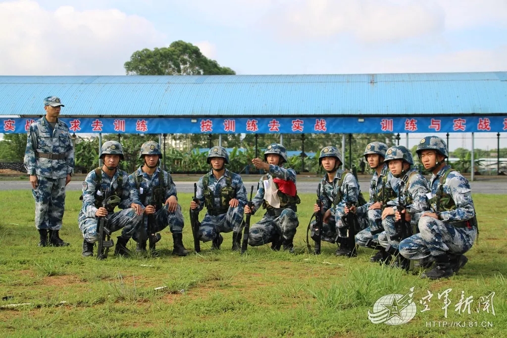 揭秘空降兵第15军的级别与荣耀，揭秘空军空降兵第15军级别与荣耀时刻