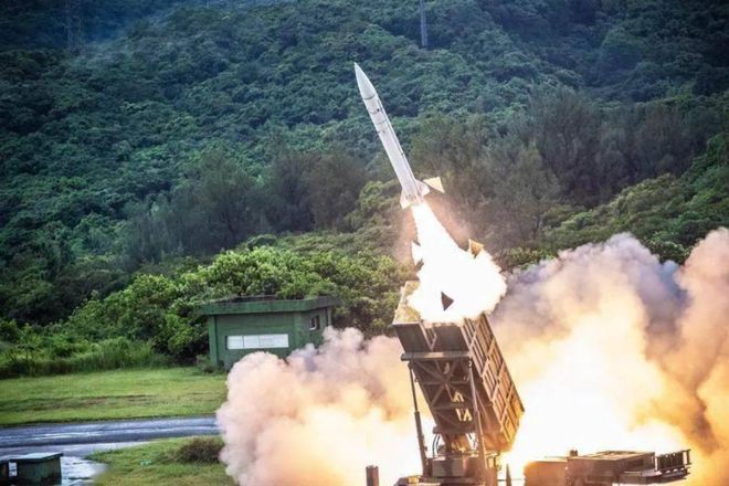 美国再次向台湾提供武器背后的深层含义与全球影响分析，美国对台武器供应背后的深层意图与全球影响分析