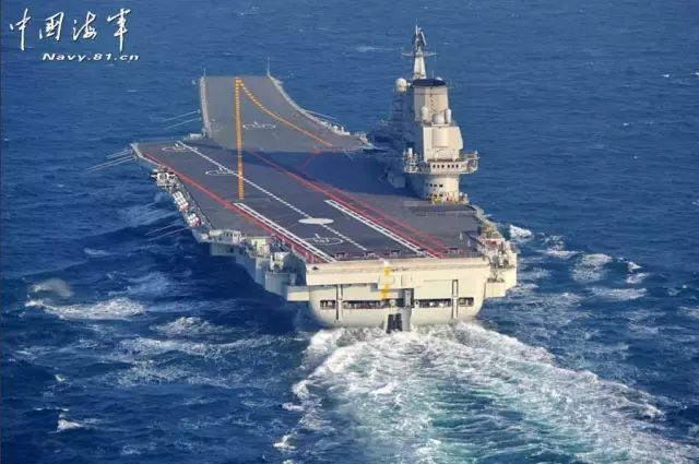 辽宁舰重型航母，中国海军力量的璀璨明珠，中国海军力量璀璨明珠，辽宁舰重型航母风采展示
