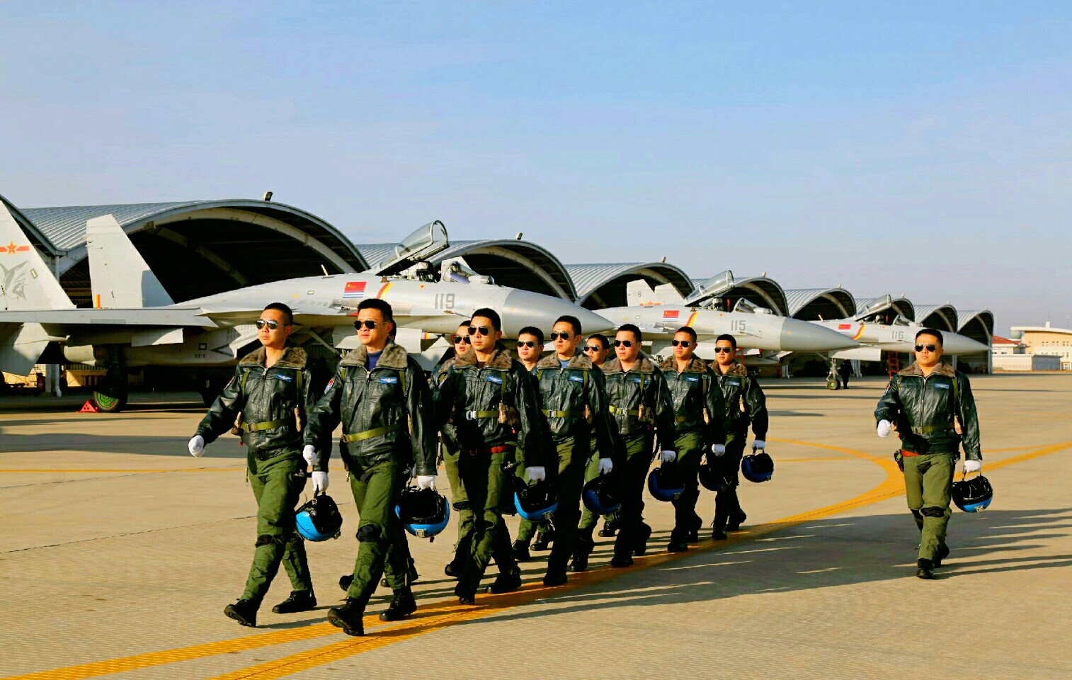 中国海军航空兵部队，力量与荣耀的象征，中国海军航空兵部队，力量与荣耀的彰显