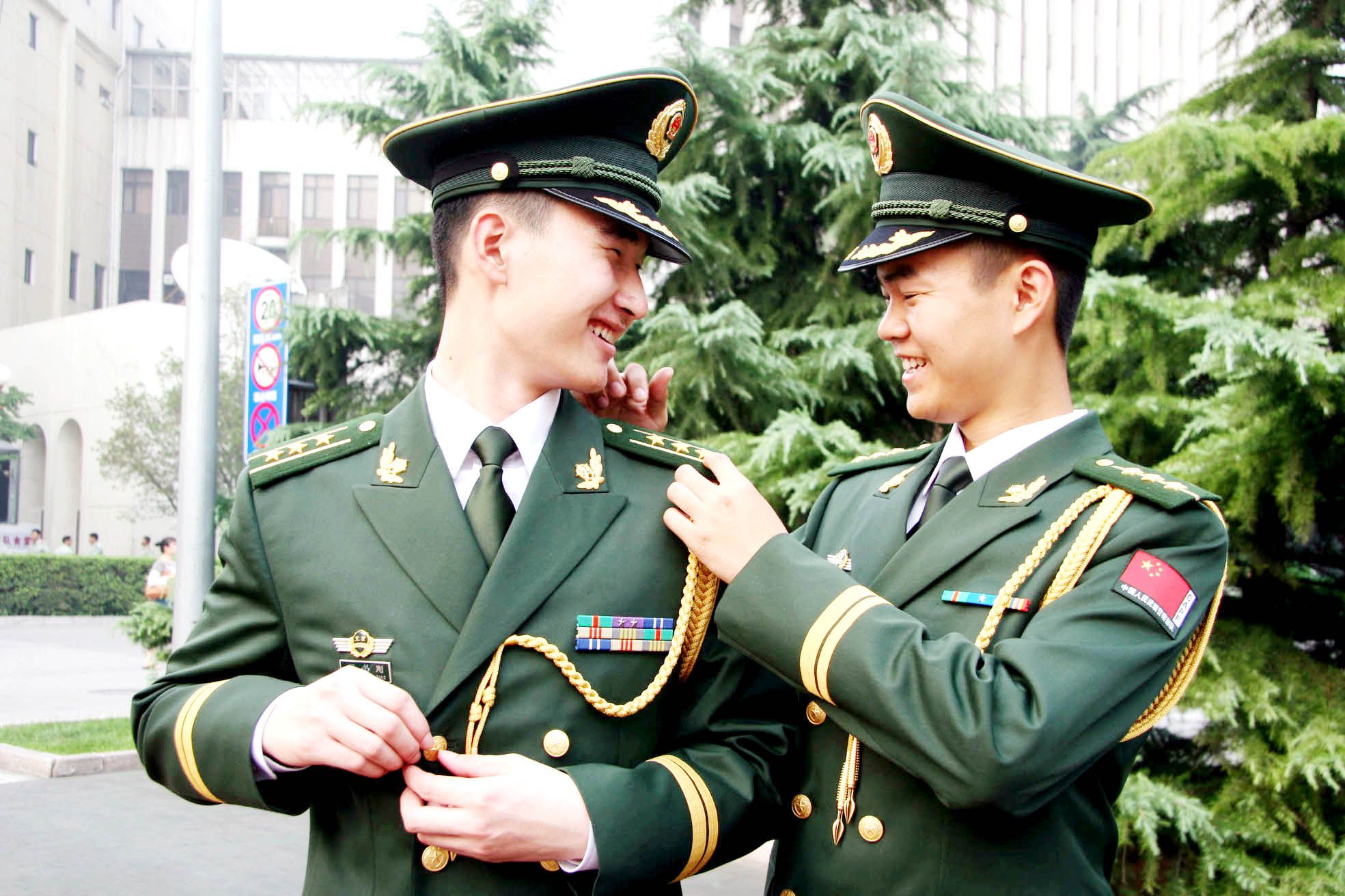 武警服装