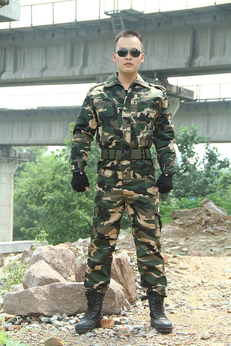 特种兵迷彩服，时尚与功能的完美结合，特种兵迷彩服，时尚与功能的无缝融合之道