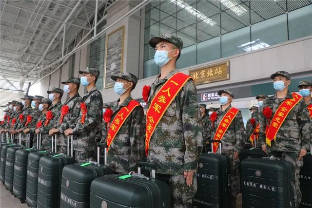 关于2021年秋季征兵入伍时间的全面解析，2021年秋季征兵入伍时间全面解析及注意事项