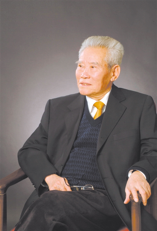 彭士禄个人资料简介，彭士禄，个人简介与生平概述