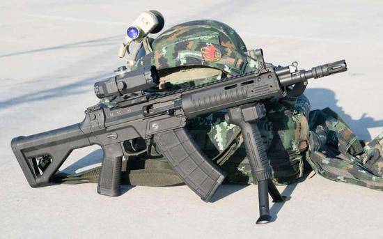 中国最新步枪QBZ191，技术革新与军事现代化之路的里程碑，中国QBZ191步枪，技术革新与军事现代化的里程碑