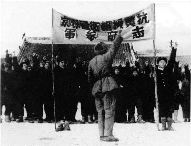 纪念中国人民志愿军抗美援朝70周年，英勇无畏，永载史册，抗美援朝七十载，志愿军英勇无畏，功勋永载史册