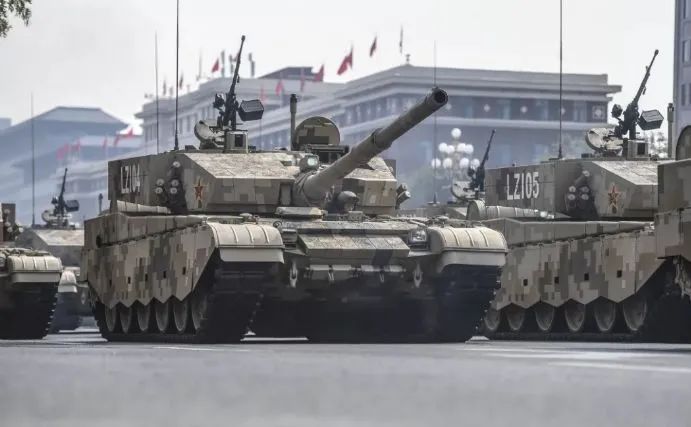 庆祝中华人民共和国成立七十周年国庆阅兵中的99A主战坦克亮点解析，庆祝中华人民共和国成立七十周年国庆阅兵中的99A主战坦克解析与亮点回顾